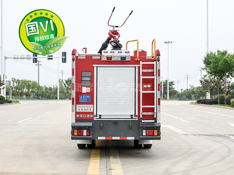 國六2.5噸五十鈴泡沫消防車